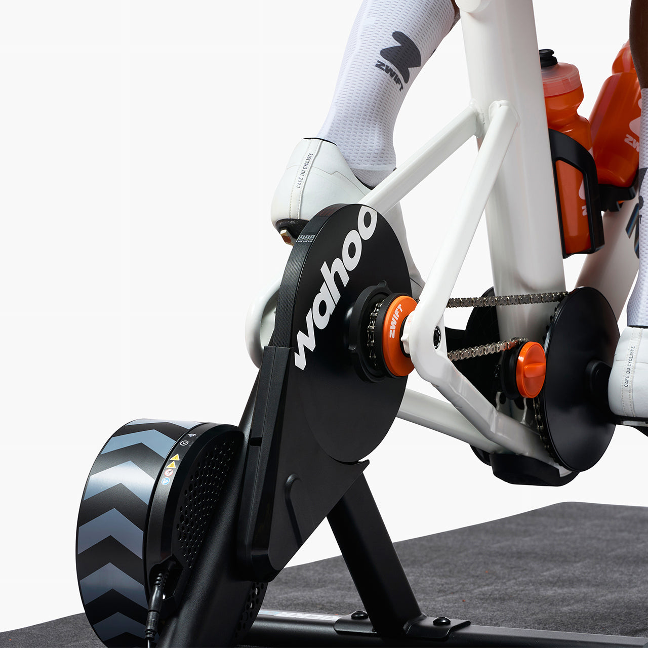 アクセサリー Zwift Ride with KICKR CORE Zwift Ride with KICKR CORE 2 | All-in-one indoor cycling setup